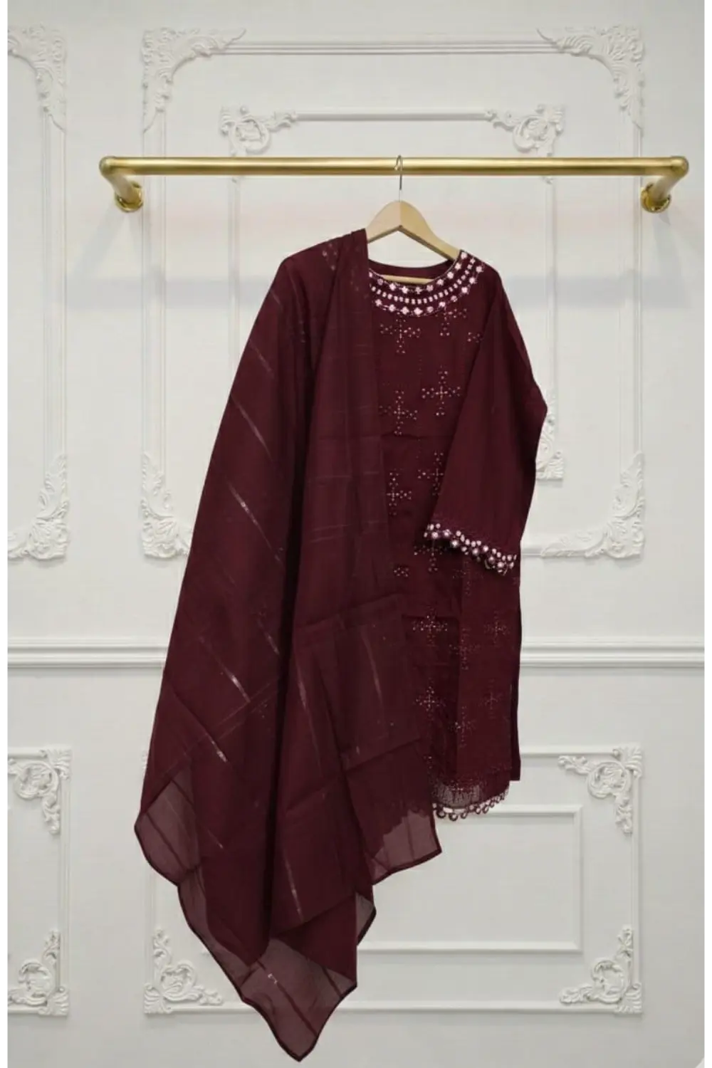 MAHROON 3PCS Embroidered suit