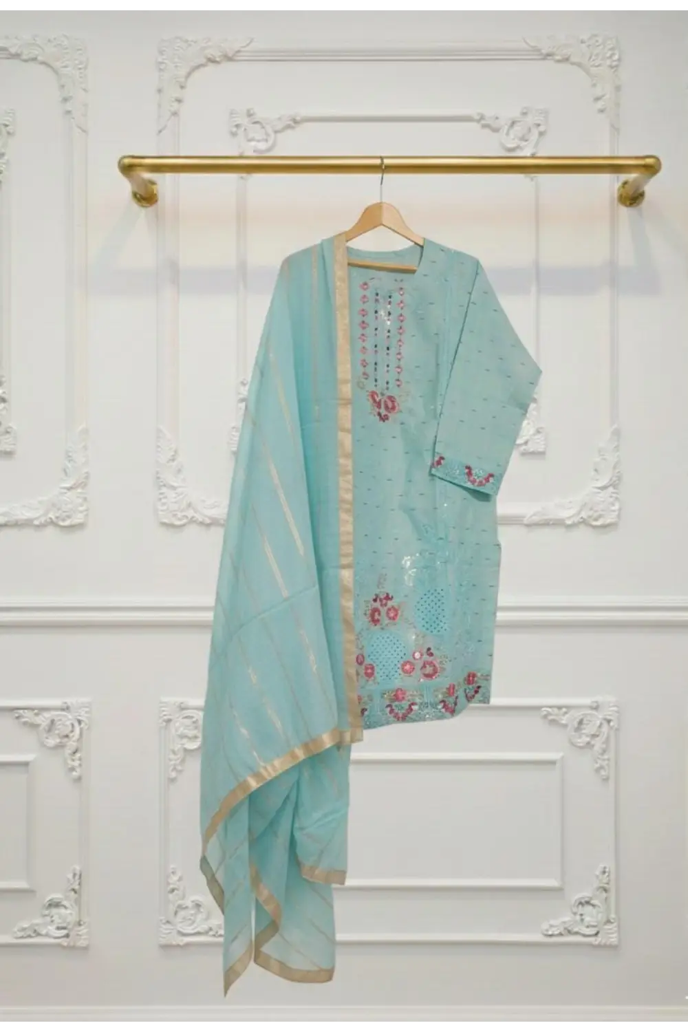 3PCS Embroidered suit